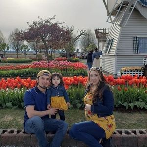 Meet your Posher, Nidia